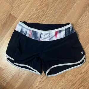 Lululemon Speed Up short (2012)